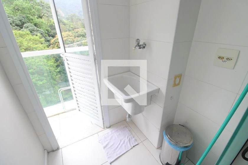 Студия 40 м² с рабочим местом и видом на горы — photo 23