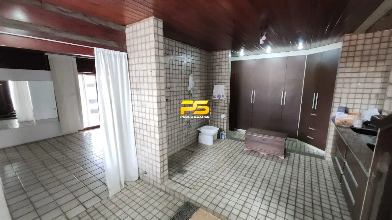 Casa com 4 suítes e 350 m², com 4 vagas — photo 7