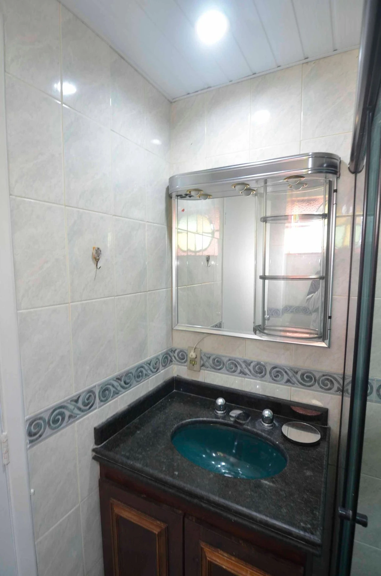 3-bedroom apartment with a mountain view in Rio de Janeiro — photo 53