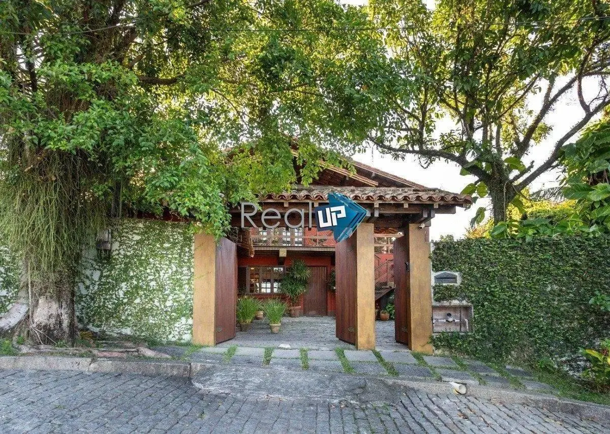 Casa duplex mobiliada com 5 quartos e 4 suítes — photo 29