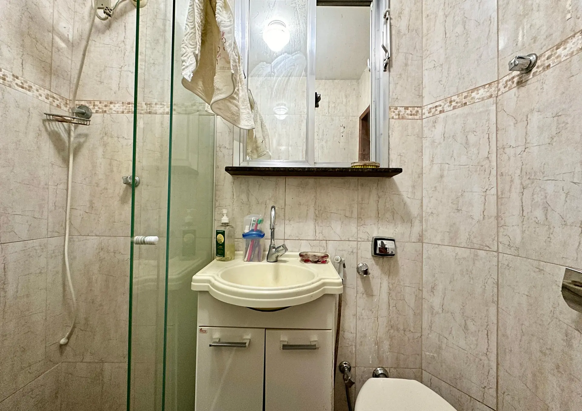 Мебльована квартира з 2 спальнями і заскленим балконом — photo 2