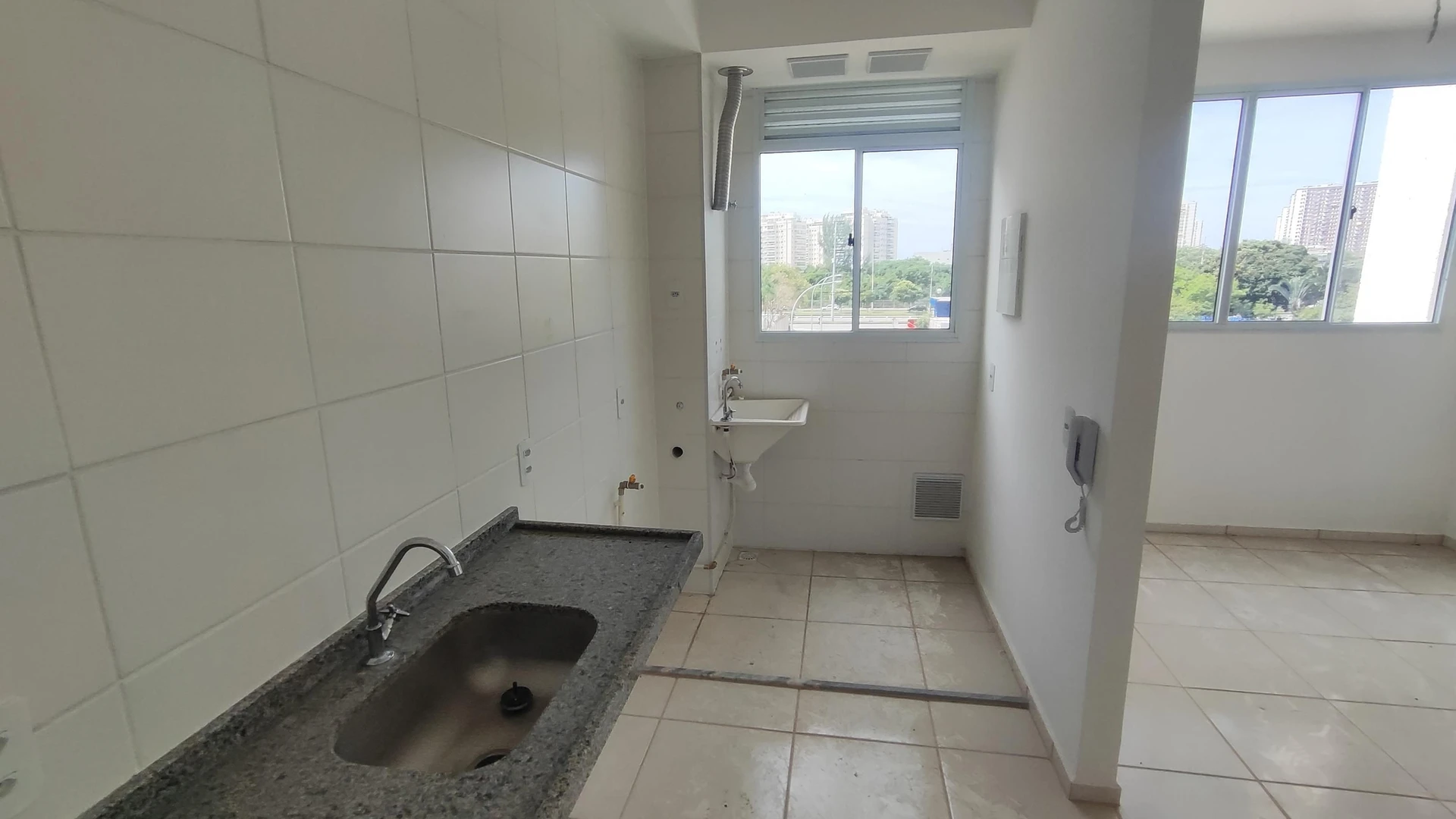 Apartamento sem mobília com 2 quartos e vaga — photo 2