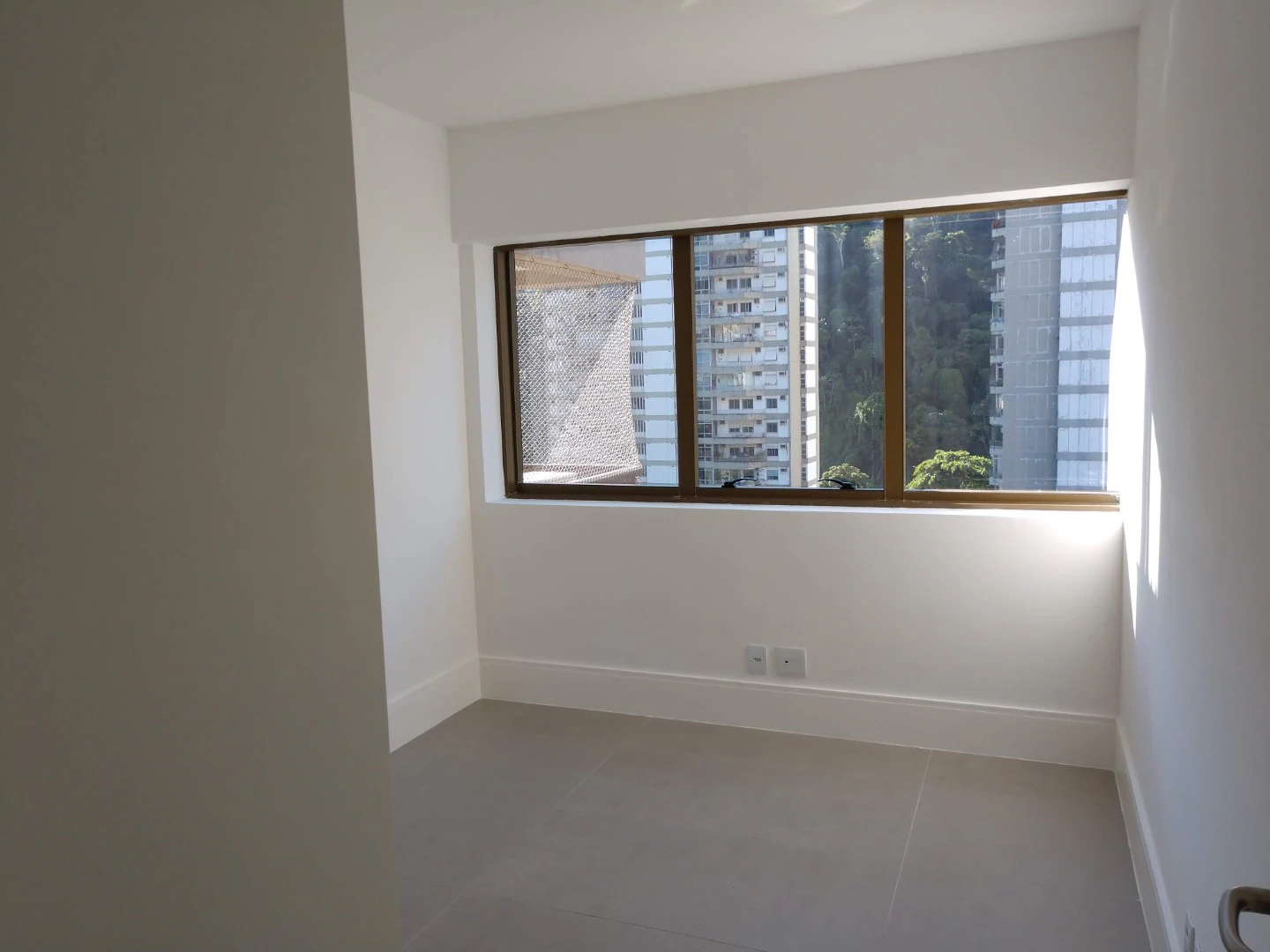 Apartamento de 2 quartos de frente com varanda gourmet — photo 15