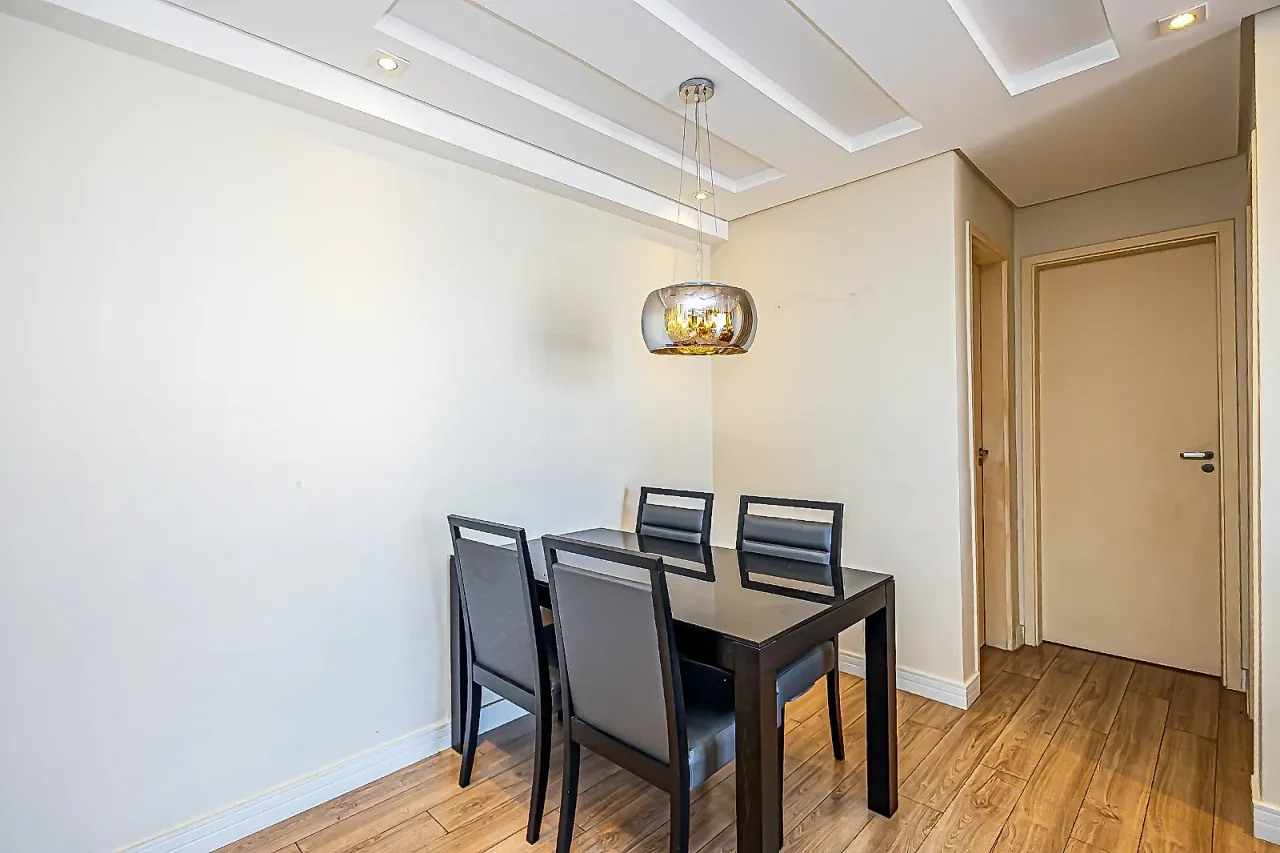 2-bedroom apartment with an open-plan kitchen — photo 2