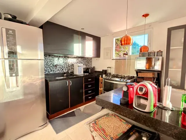 Furnished house with 4 bedrooms and 5 bathrooms — photo 2
