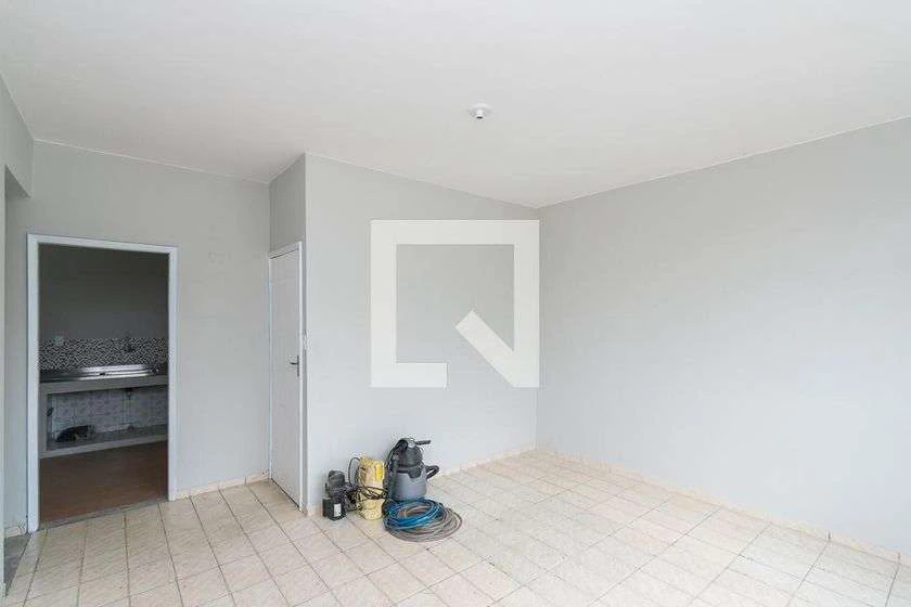 Rental apartment with 2 bedrooms and 110 m² — photo 2