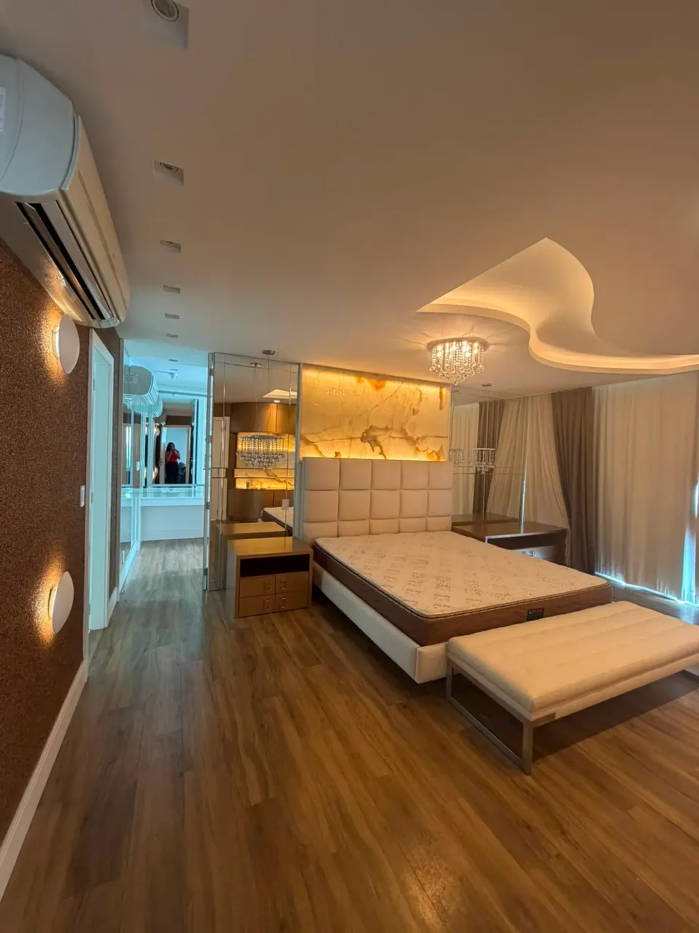 Furnished house with 5 bedrooms and 5 bathrooms, 700 m² — photo 31