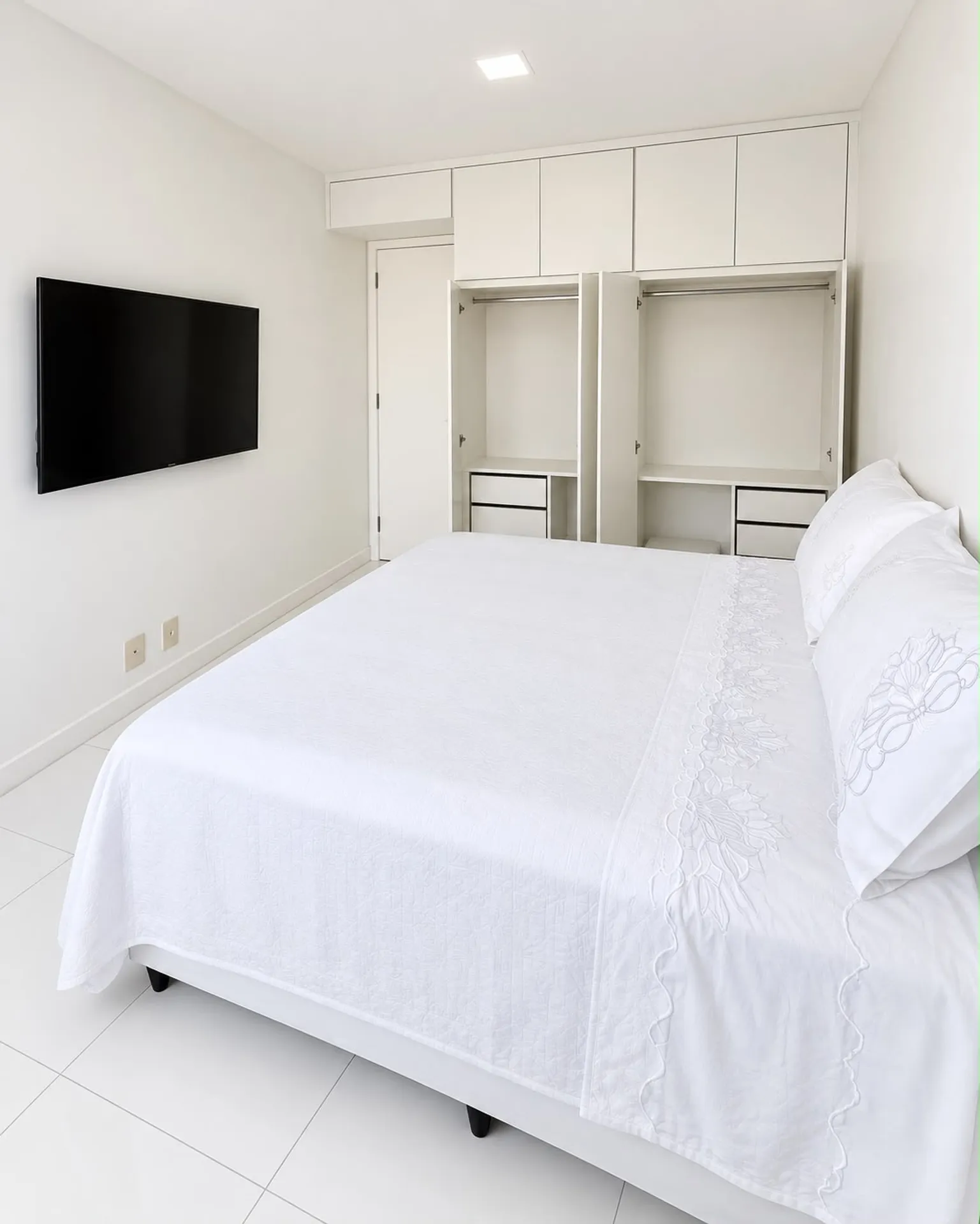 2-bedroom apartment in a building with a sauna — photo 8