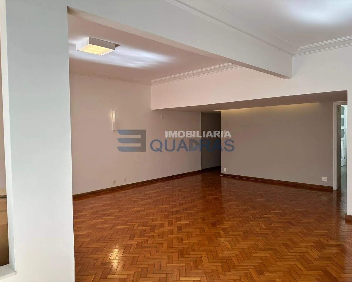 4-bedroom apartment with a home office in Rio de Janeiro — photo 37