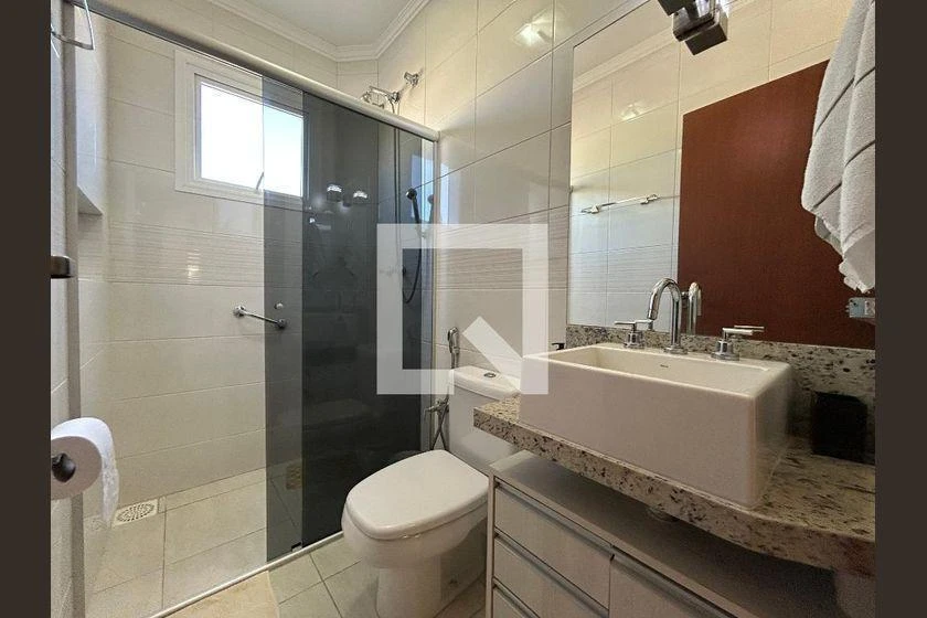 Furnished 284 m² house with 4 bedrooms and balcony — photo 48