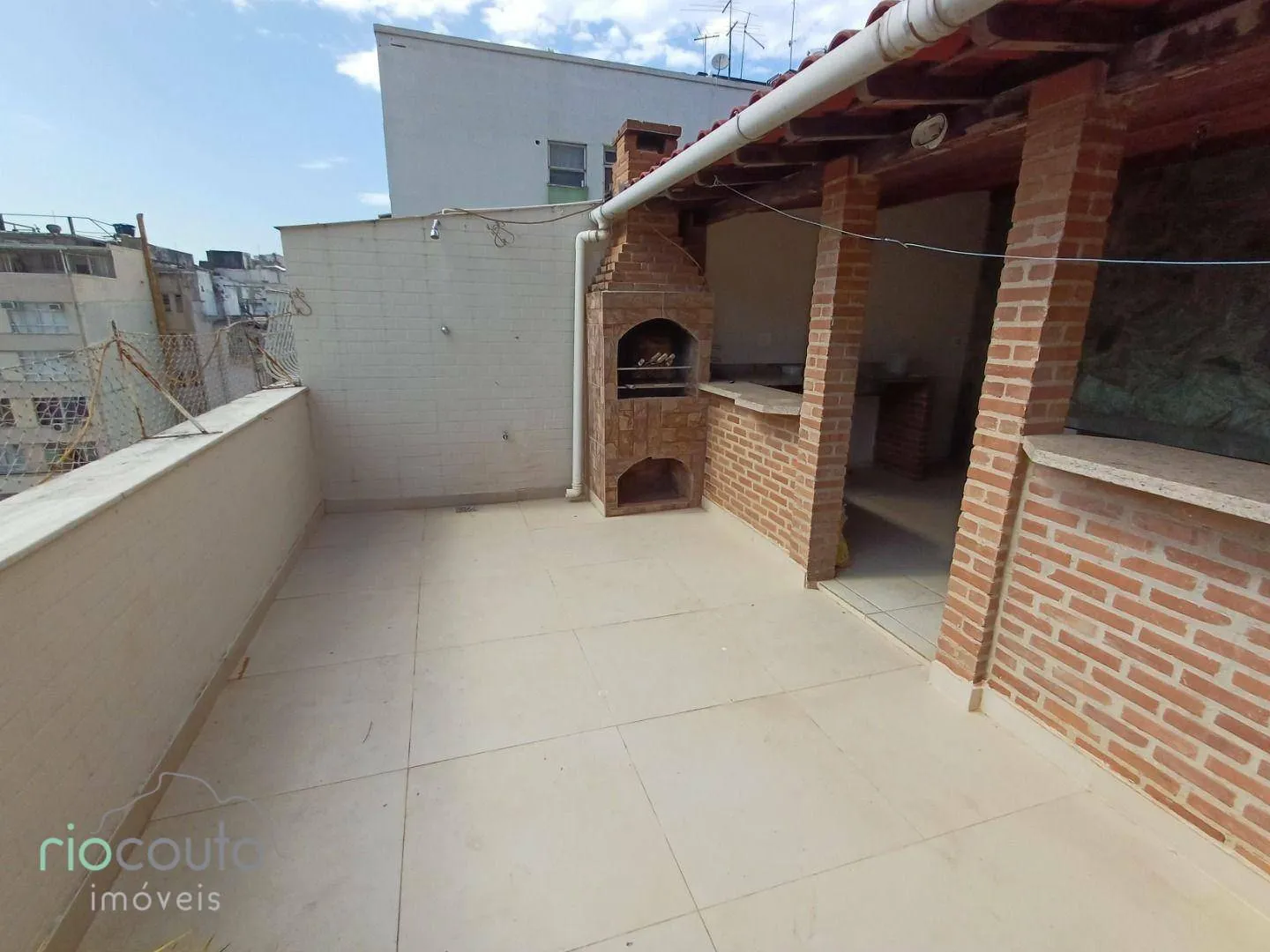Apartment with 3 bedrooms and 2 bathrooms with a balcony — photo 2