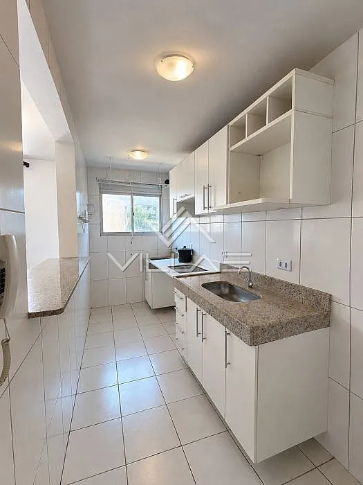 2-bedroom apartment, 52 m² — photo 2