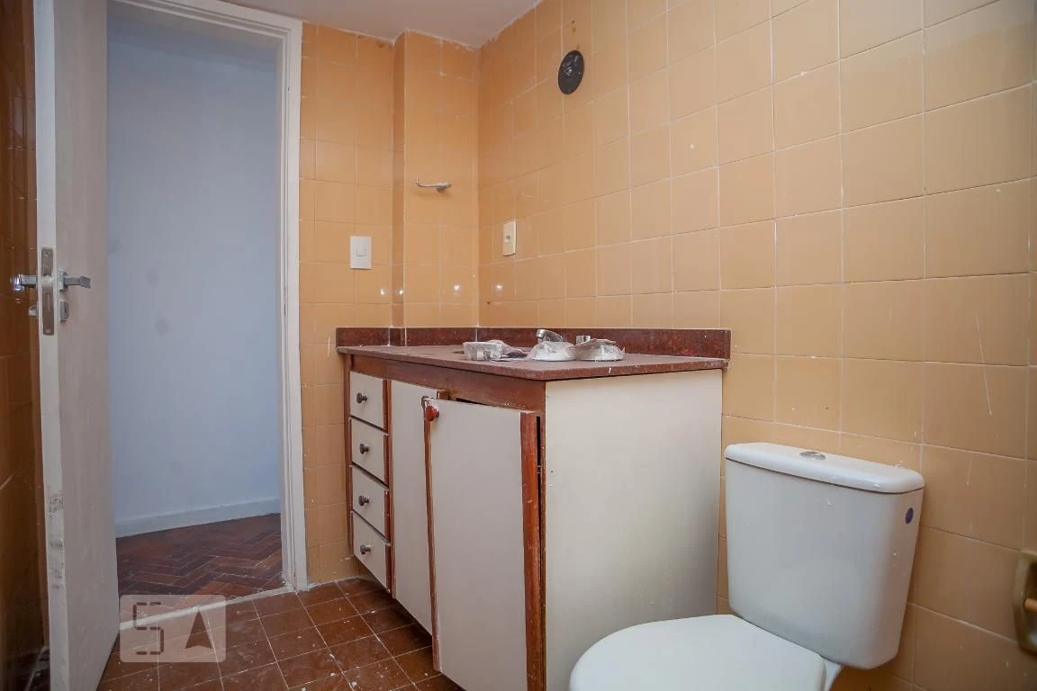 2-bedroom apartment with a mountain view in Rio de Janeiro — photo 18
