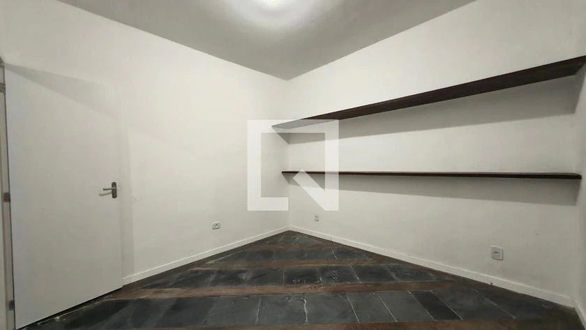 Сад и 4 спальни: дом 250 м² — photo 29