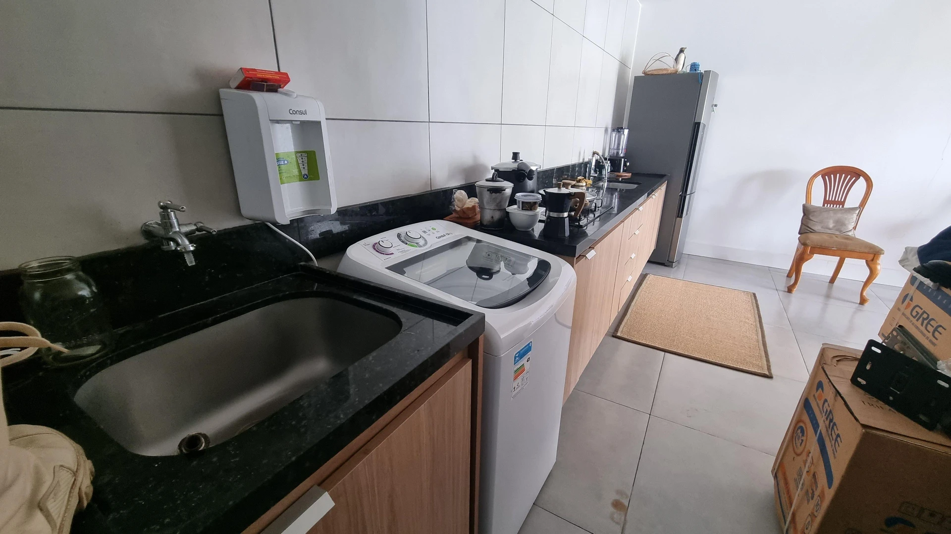Casa mobiliada com cozinha americana e fogão a gás — photo 5