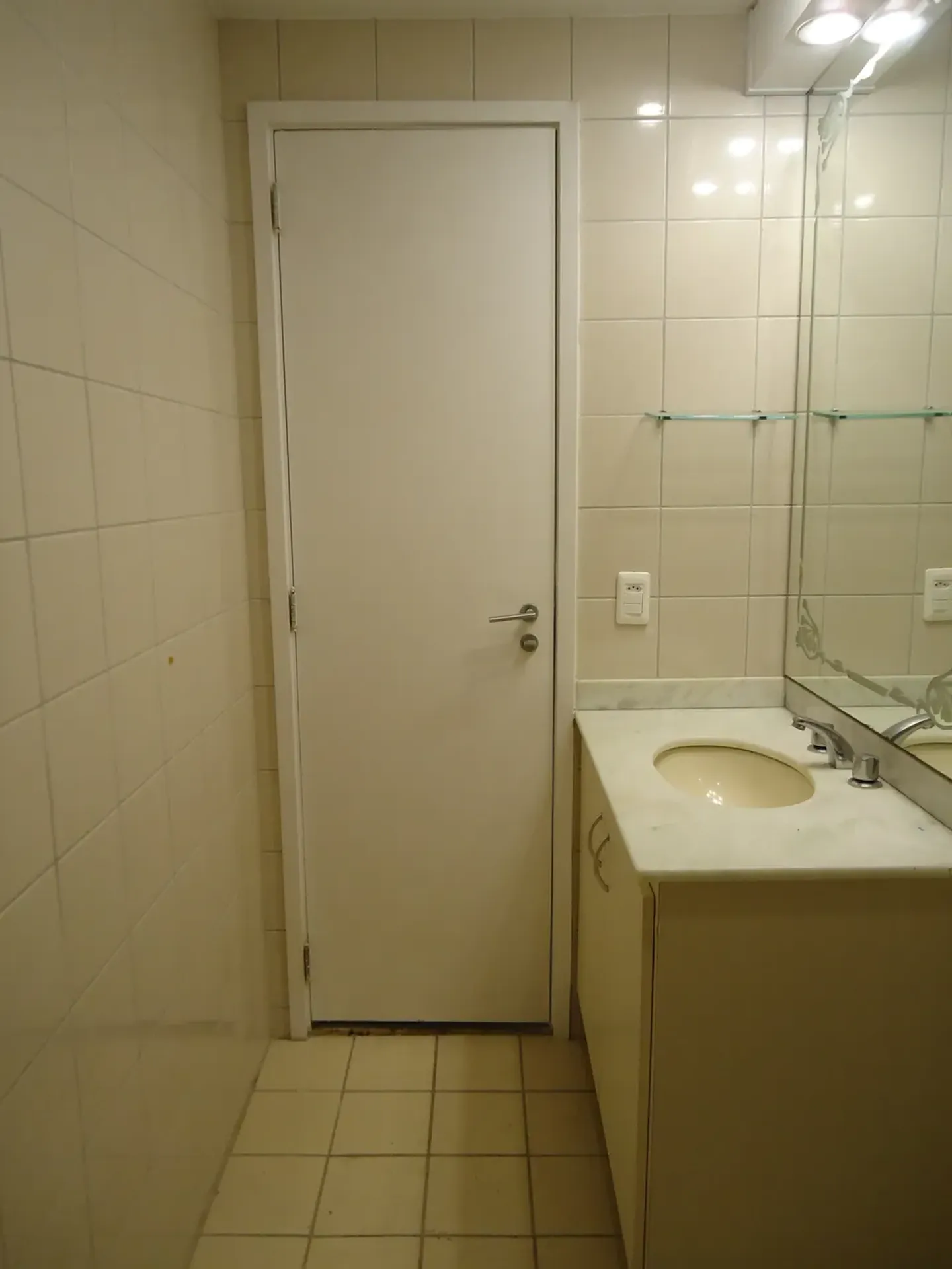 Apartment, 137 m², with a walk-in closet — photo 12