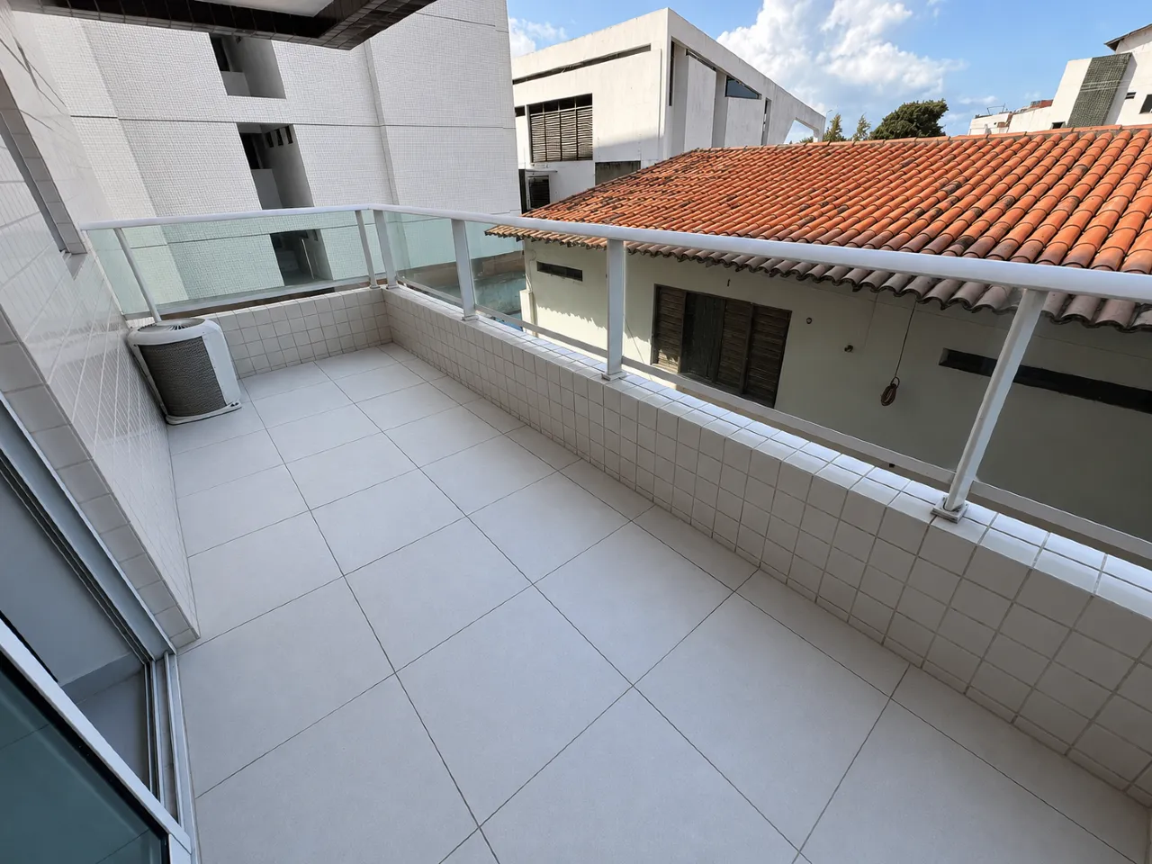 Apartamento mobiliado de 1 quarto com cozinha aberta — photo 9