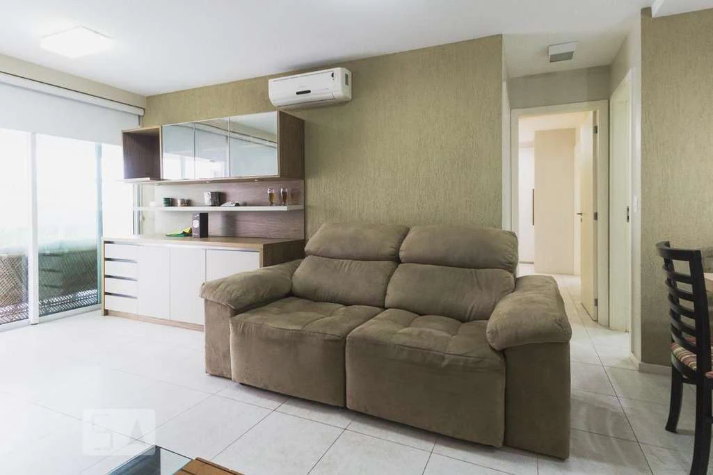 Rental apartment with 2 bedrooms and a glass balcony — photo 24