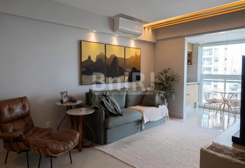 160 m² apartment with 4 bedrooms and 1 bathroom — photo 17