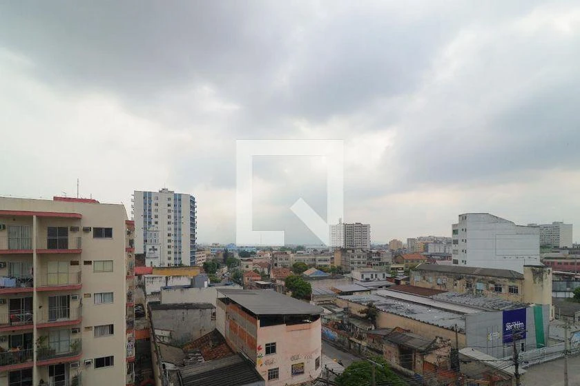 Apartamento de 3 dormitorios, 80 m² y balcón — photo 31