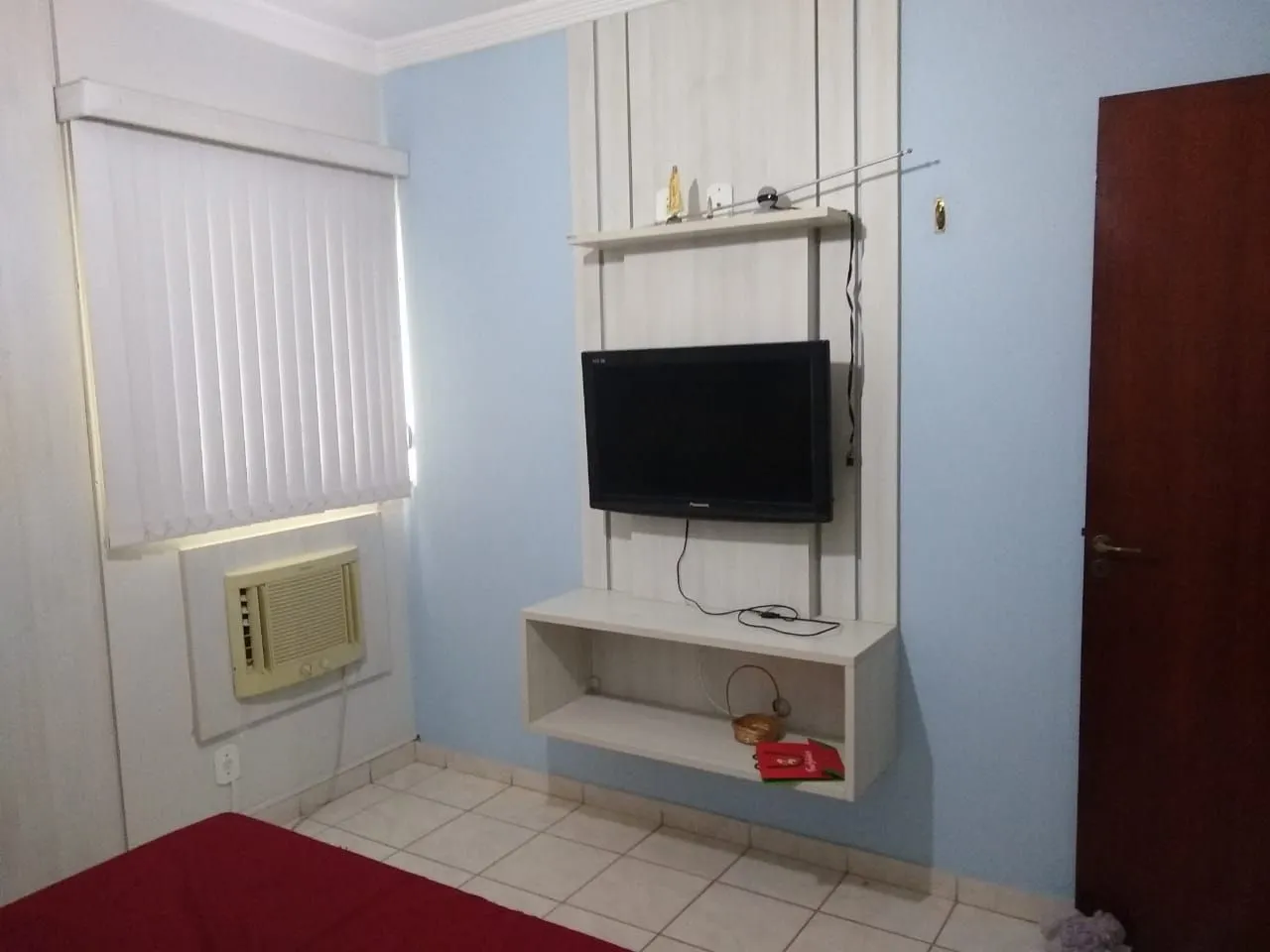 Квартира з 4 спальнями та пральною машиною — photo 8