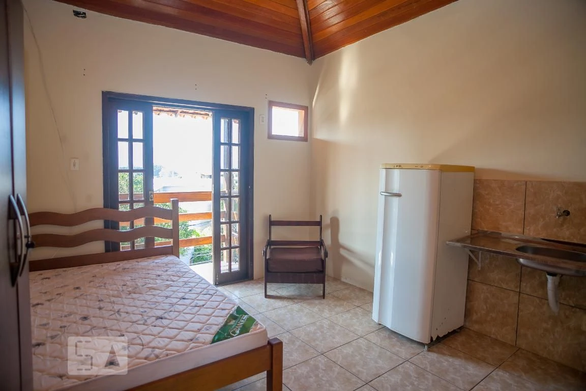 Furnished studio, 27 m², with a washing machine — photo 10