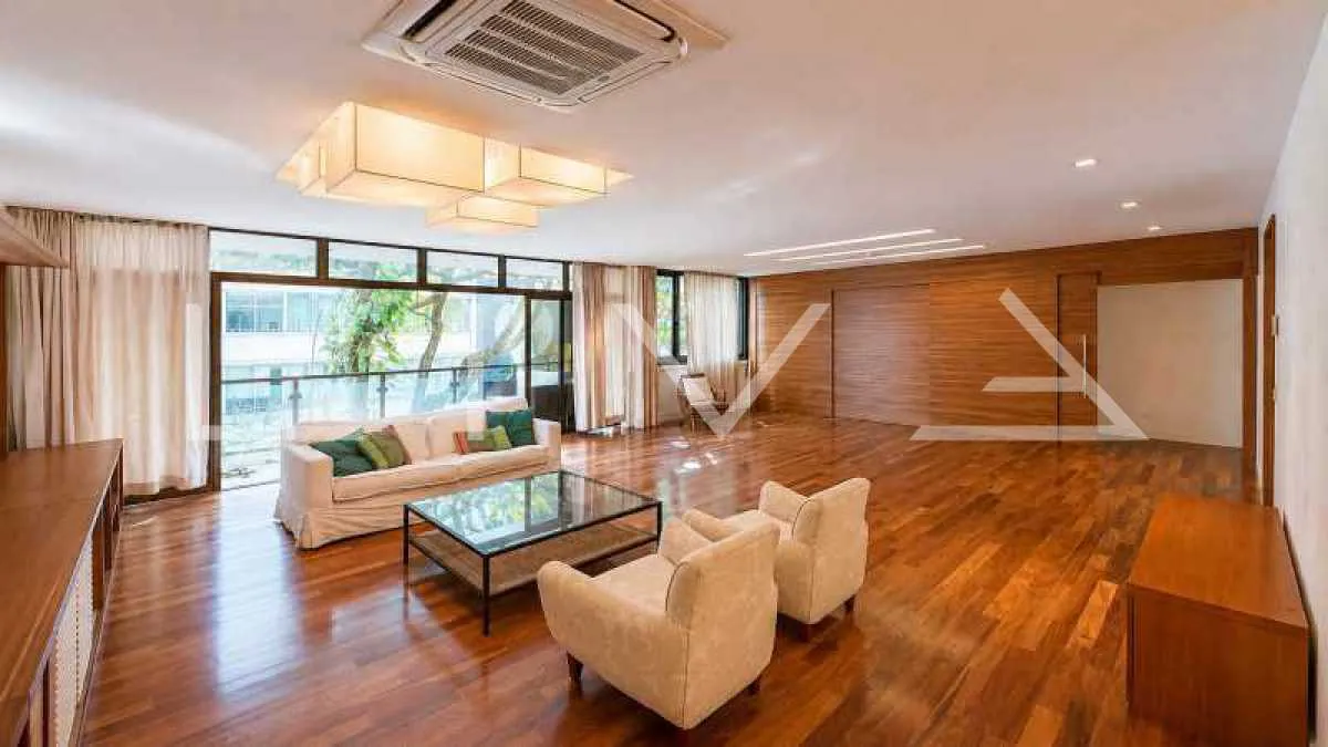 Water view in a 3-bedroom apartment, 260 m² — photo 4