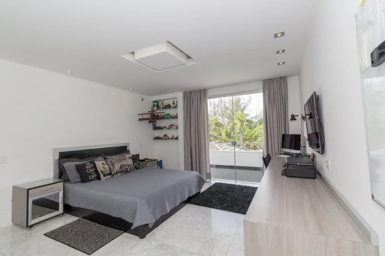 Furnished house with 5 bedrooms and 5 bathrooms — photo 3