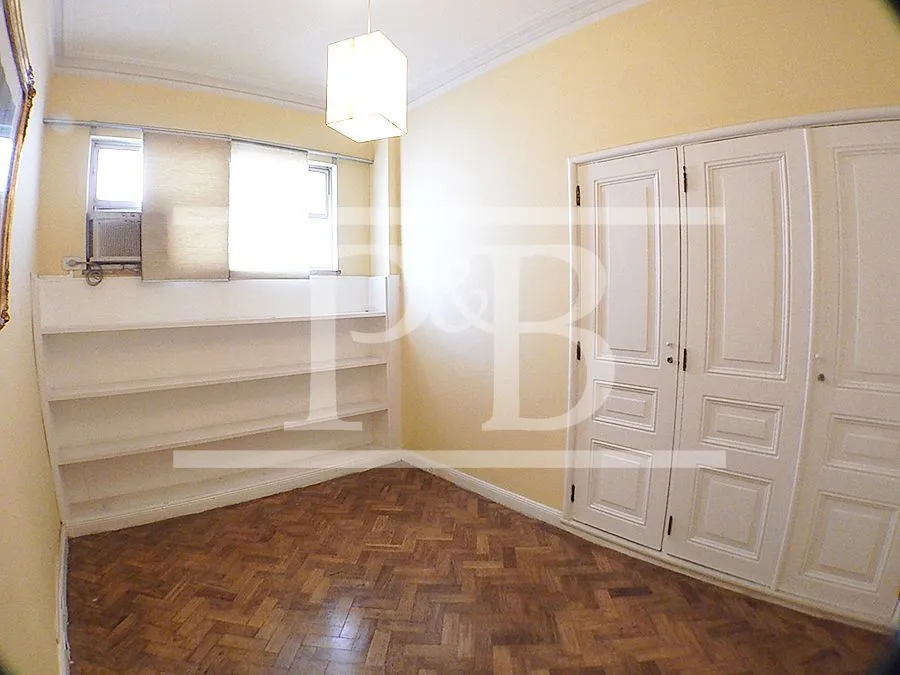4-bedroom apartment with 3 bathrooms, 420 m² — photo 25
