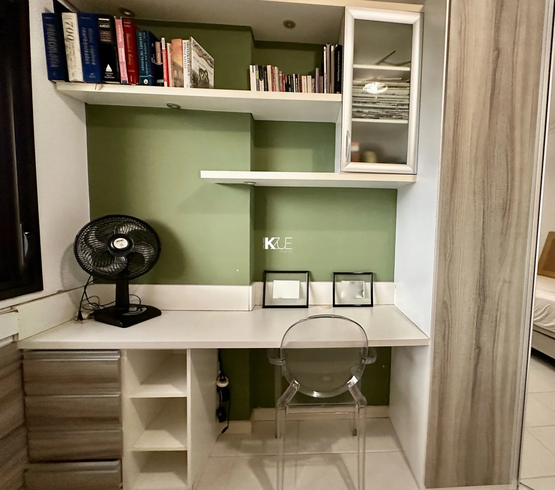 Furnished 2-bedroom apartment with suite and 89 m² — photo 15
