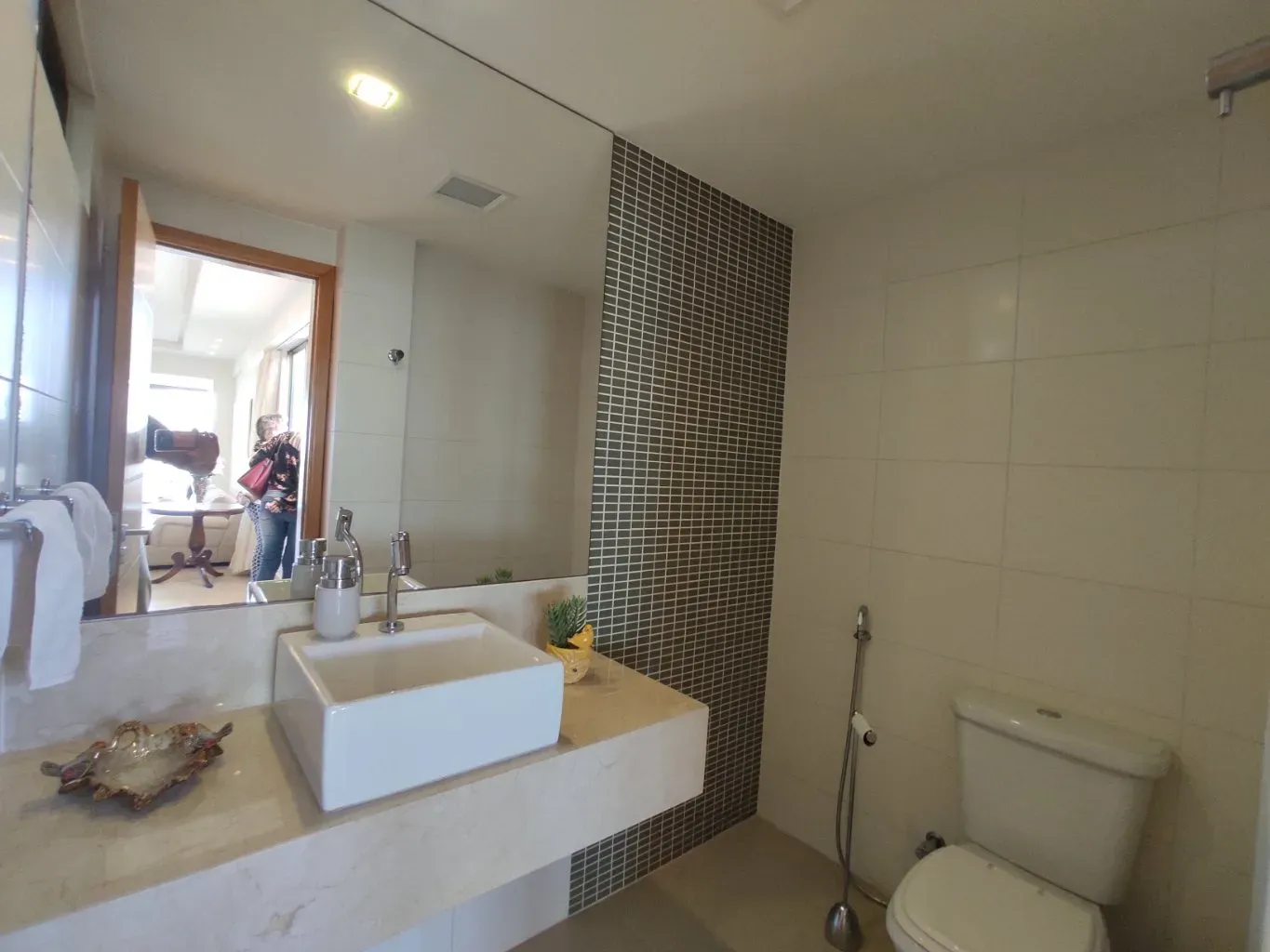Apartment with 3 en-suite bedrooms, 4 baths and 4 parking — photo 19