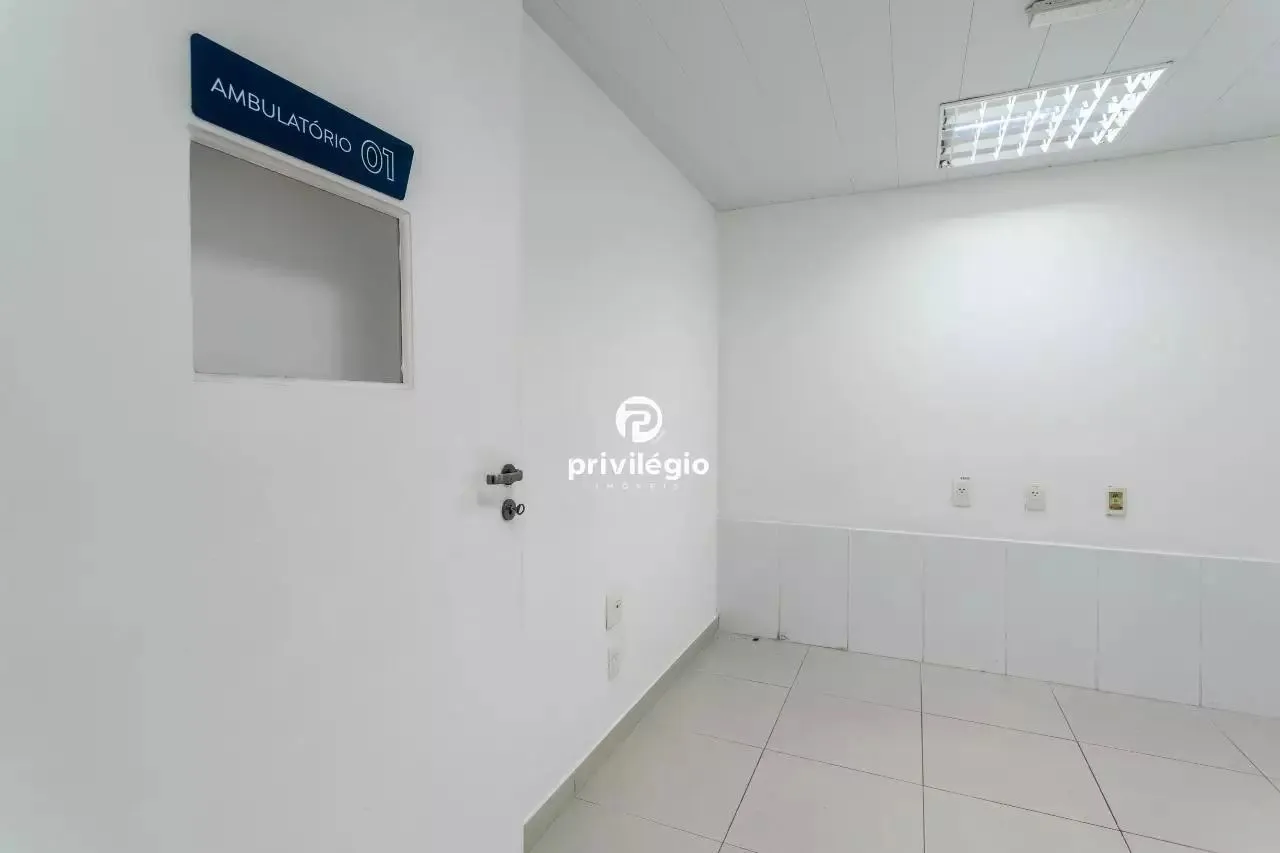 4-bedroom house with a home office in Rio de Janeiro — photo 18