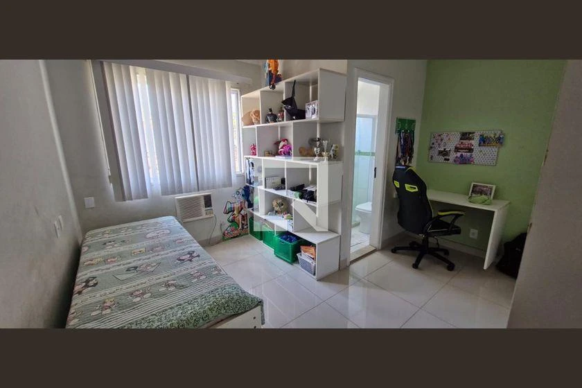 Washing machine in a 4-bedroom house, 223 m² — photo 9