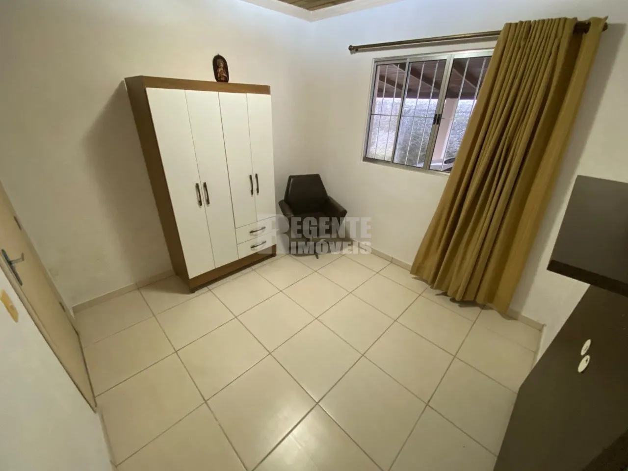 3-bedroom house with a garden — photo 6