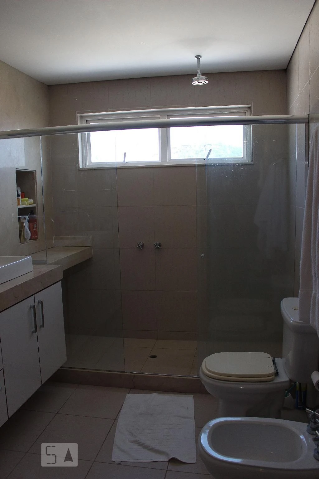 Apartamento amueblado de 4 dormitorios y 2 plazas — photo 8