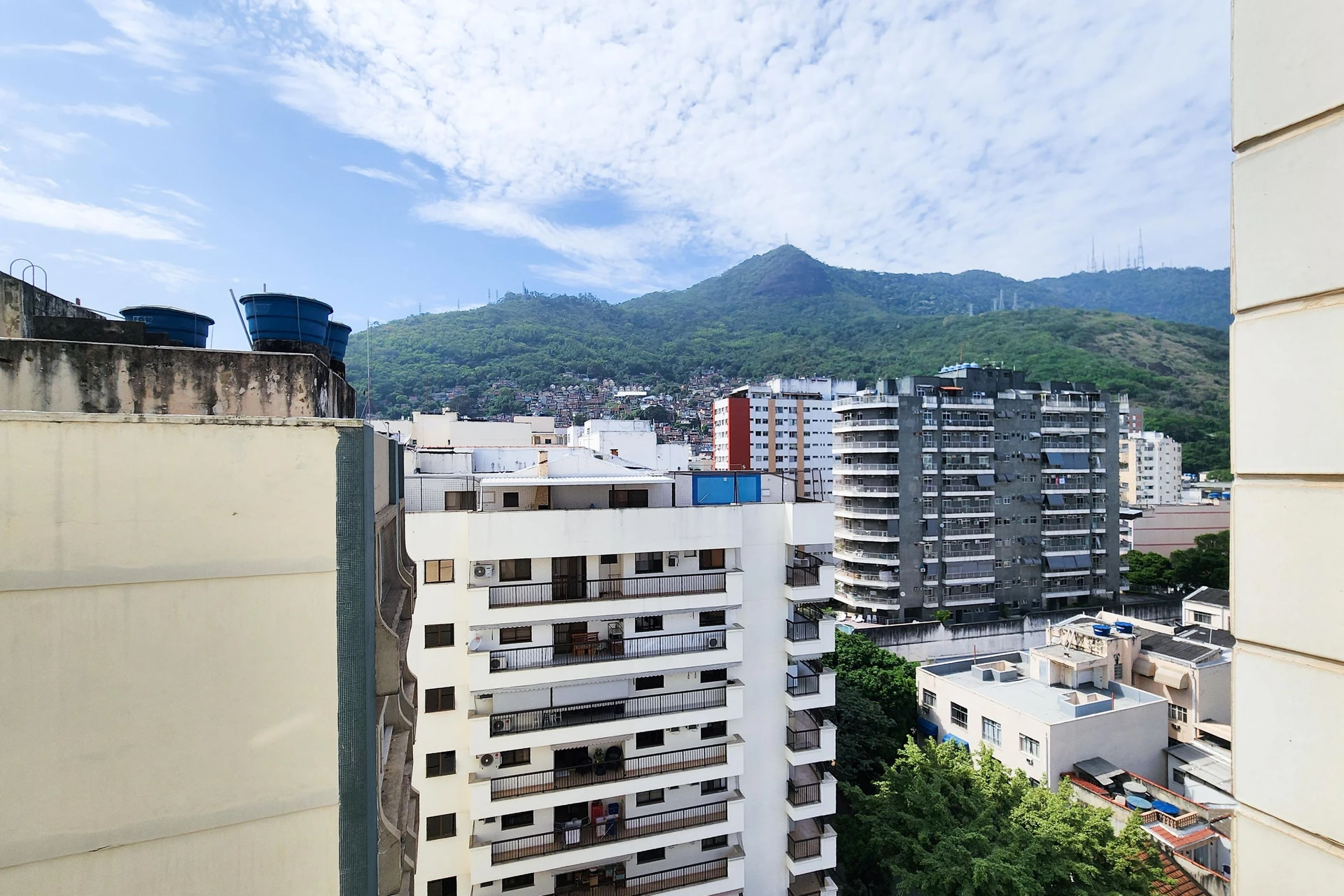 Apartamento mobiliado, 95 m², com vista para as montanhas — photo 43