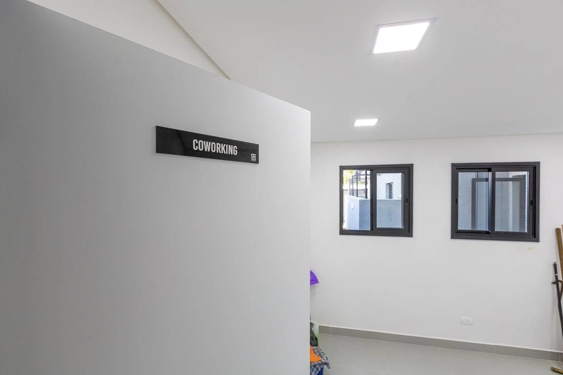 Studio in a building with a gym — photo 18