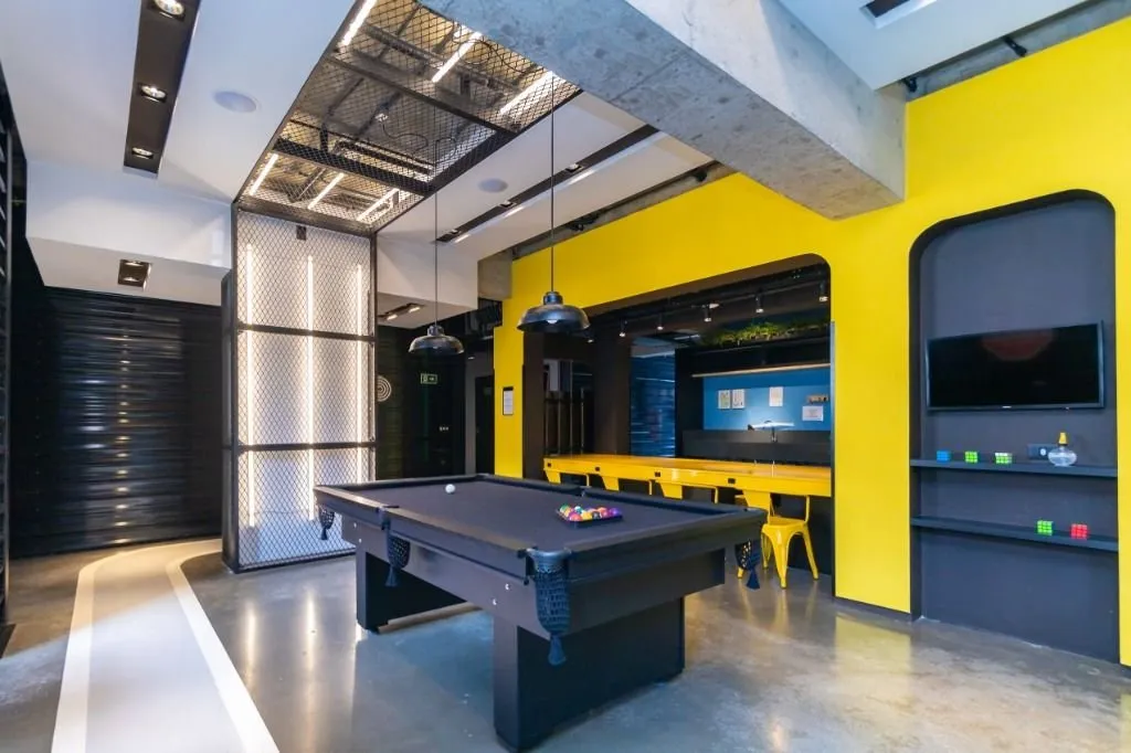 1-bedroom apartment with balcony and private BBQ grill — photo 32