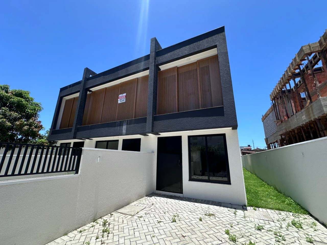 Semi-detached house with 3 bedrooms and private BBQ — photo 4
