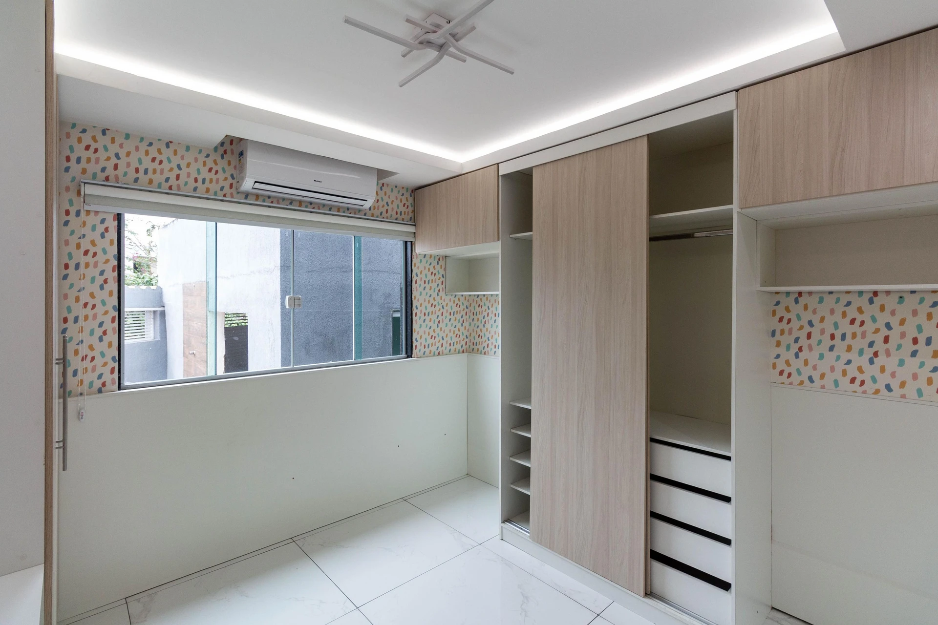 Гардеробна та 2 спальні: будинок 100 м² — photo 17
