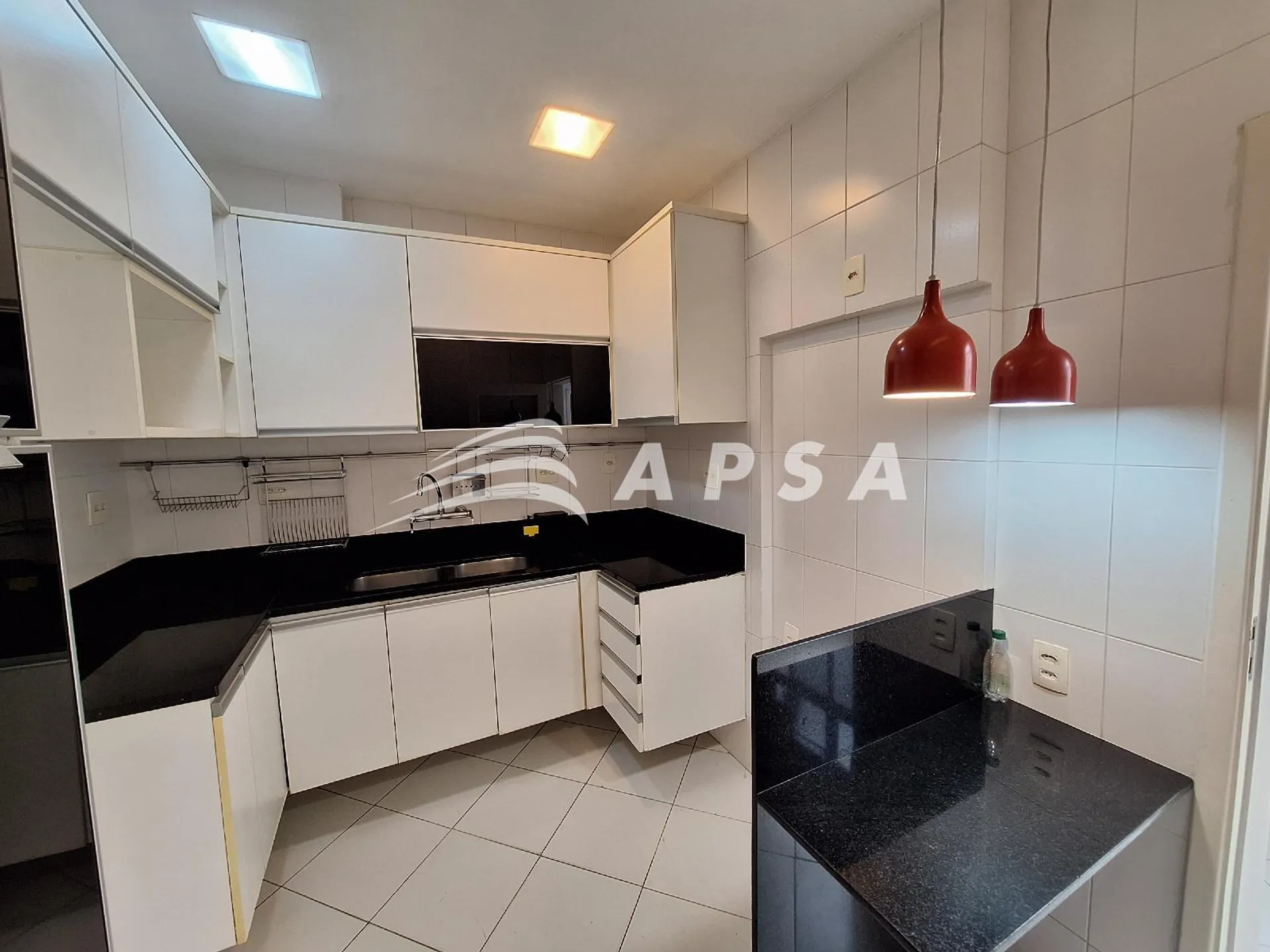 3-bedroom apartment with a home office in Rio de Janeiro — photo 9