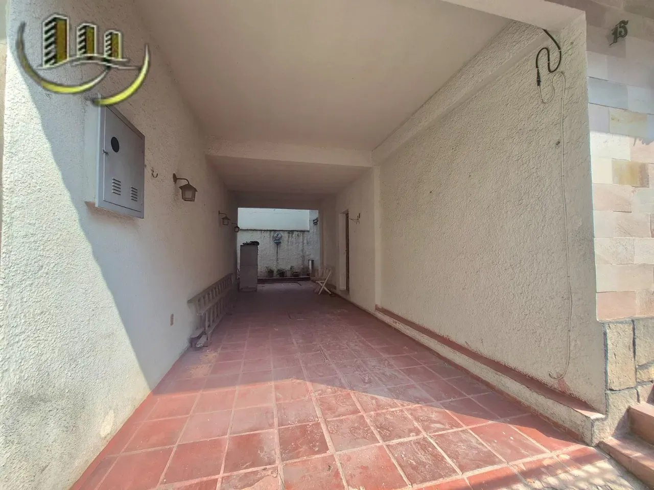 House with 3 bedrooms and 3 bathrooms plus 2 parking spots — photo 30