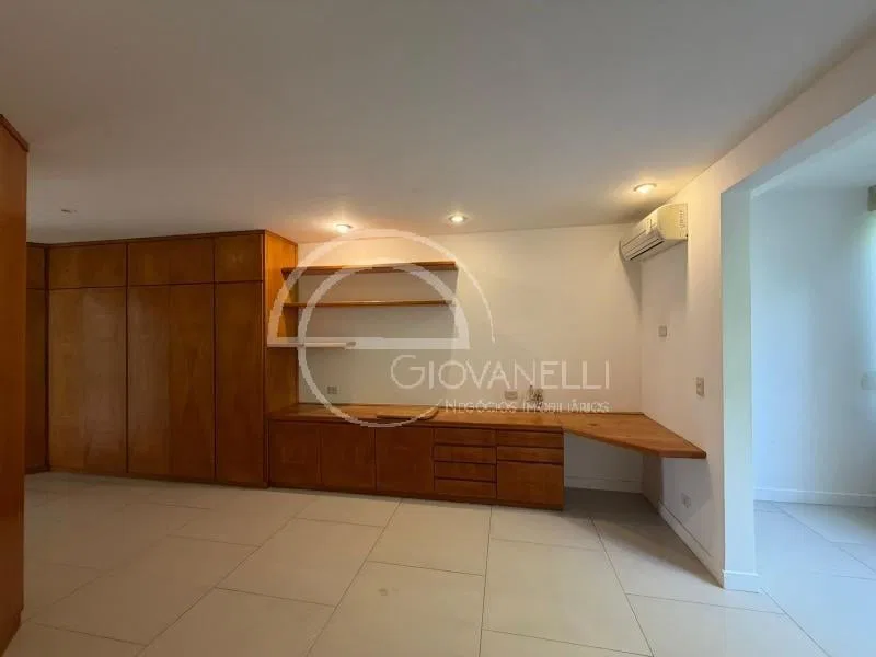 Casa triplex de 242 m² com 3 quartos e 2 vagas — photo 17