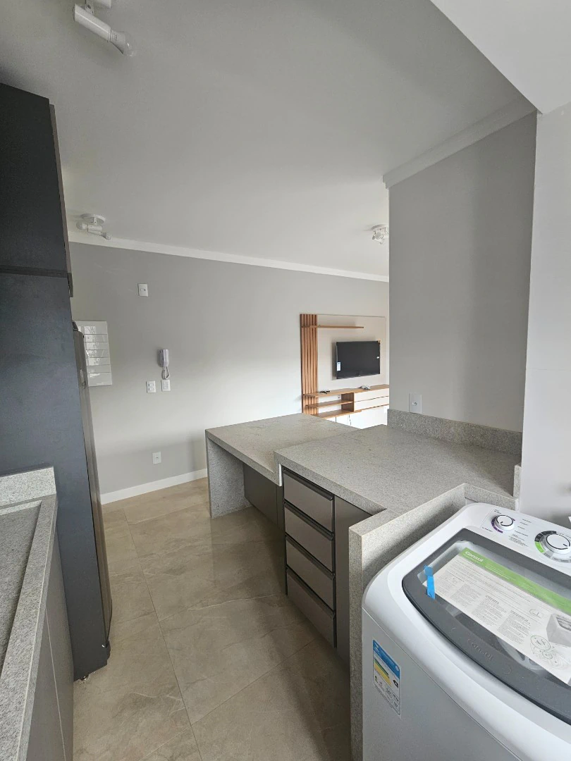 Furnished 2-bedroom apartment with a gas open-plan kitchen — photo 8