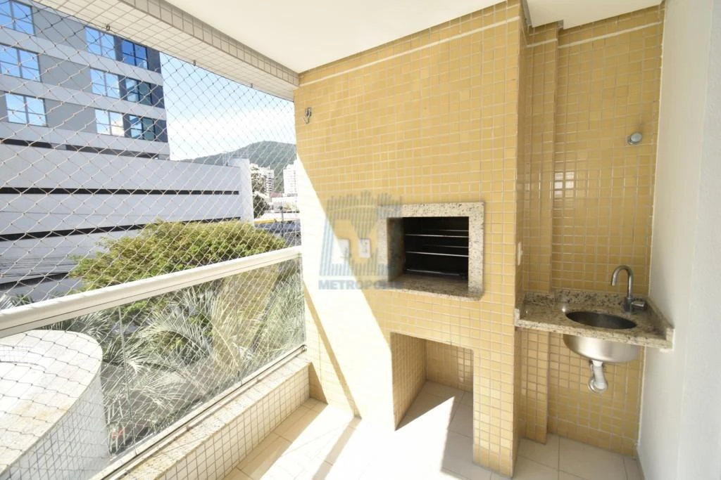 3-bedroom apartment with a dishwasher — photo 7