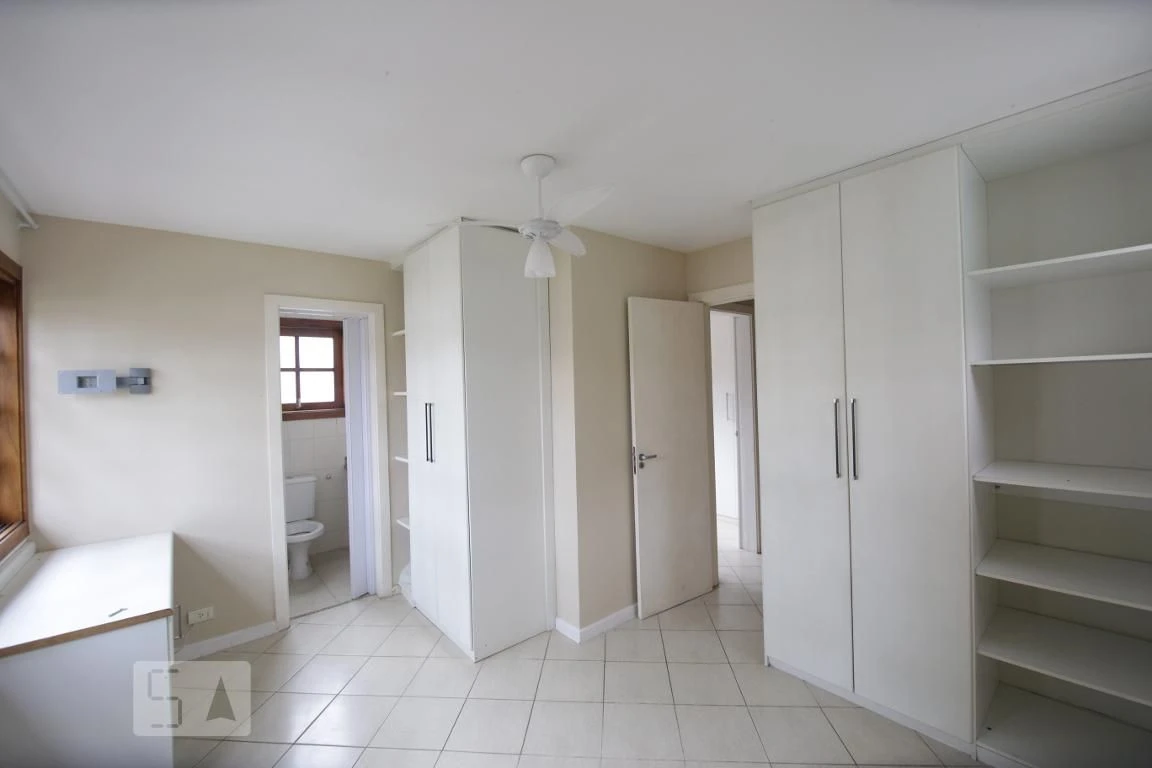 Casa em condomínio com 3 suítes e 4 banheiros — photo 17