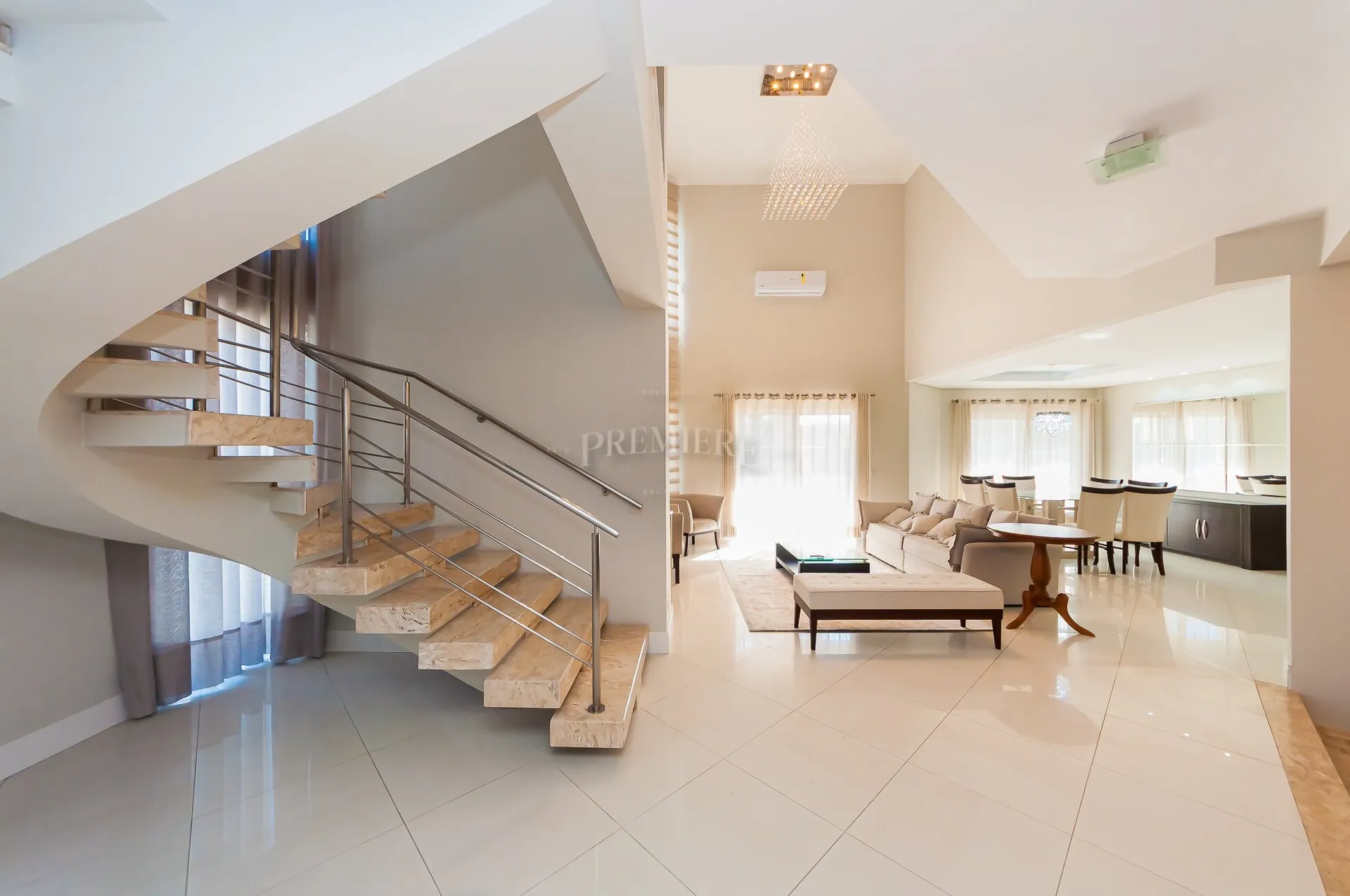 Furnished house with 613 m², 3 en-suite bedrooms — photo 27
