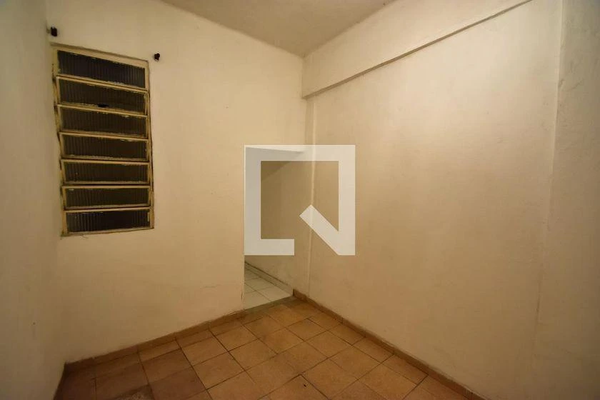 Unfurnished 40 m² apartment with 1 bedroom — photo 18