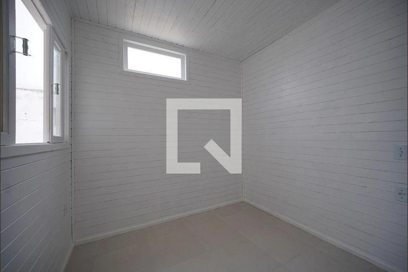 One-bedroom, 24 m² house in Florianópolis — photo 11