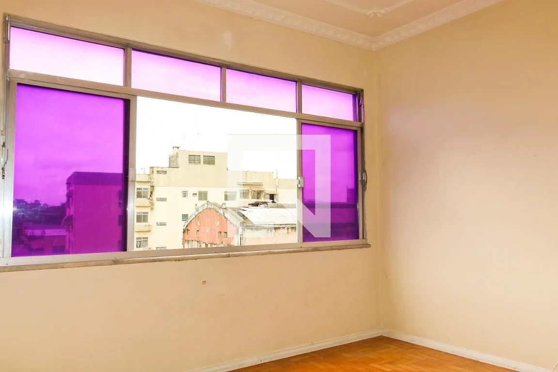 Apartamento de 2 habitaciones con 1 baño y 1 plaza — photo 6
